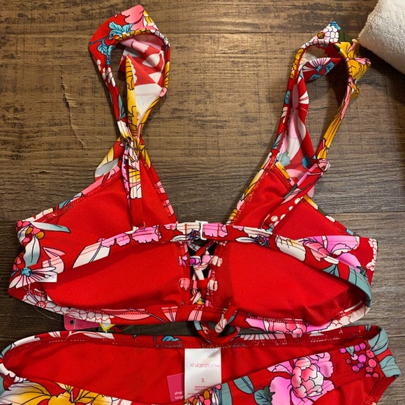 Floral Bikini - Picture 6 of 6